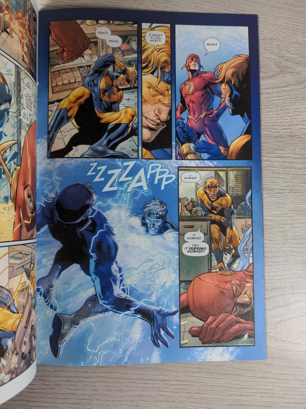 DC Comics Heroes In Crisis Issue Number 5 King Mann Morey 2019 - Retrorama UK