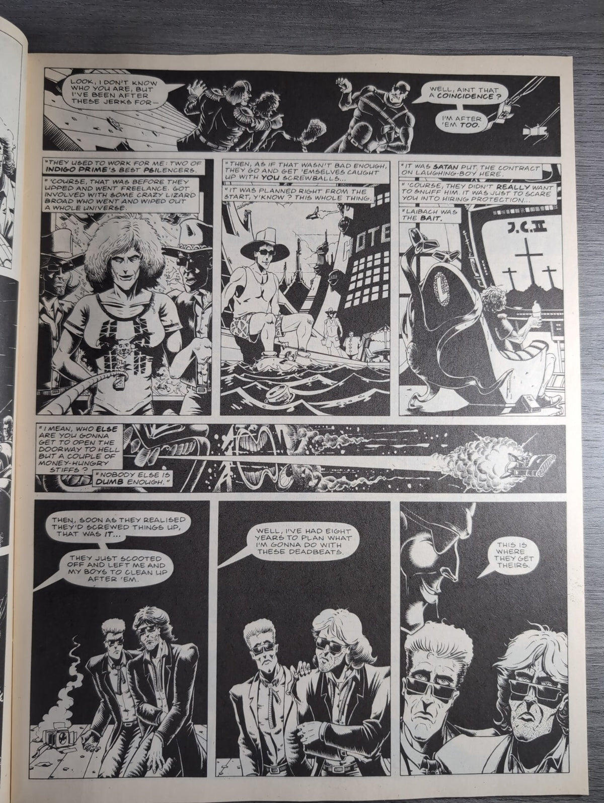 2000AD Prog 649 Featuring Judge Dread Comic 21st Oct 1989 Vintage Retro Comic - Retrorama UK