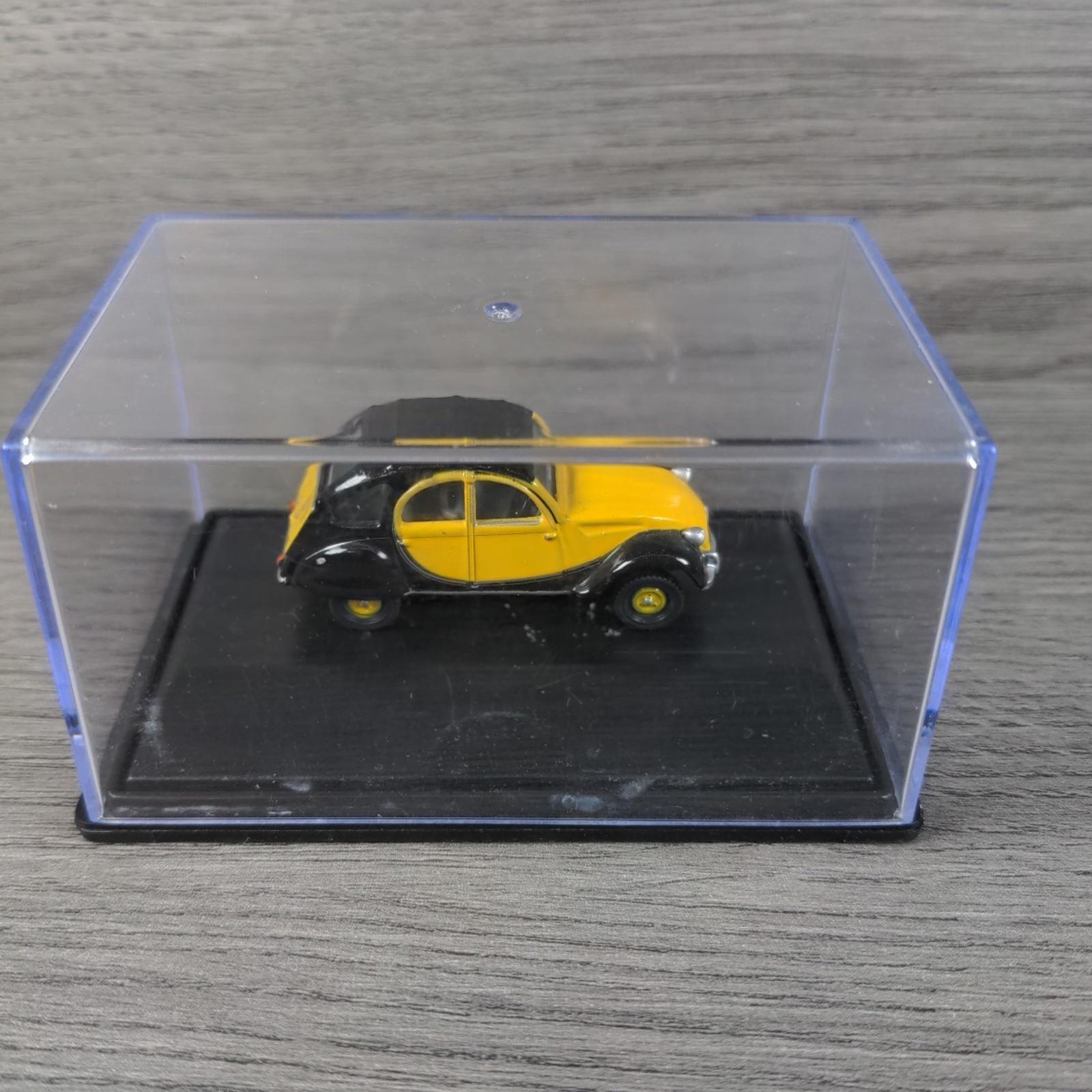 Oxford Automobile Company Charleston Citroen 2CV 1:76 Scale Die-Cast Model