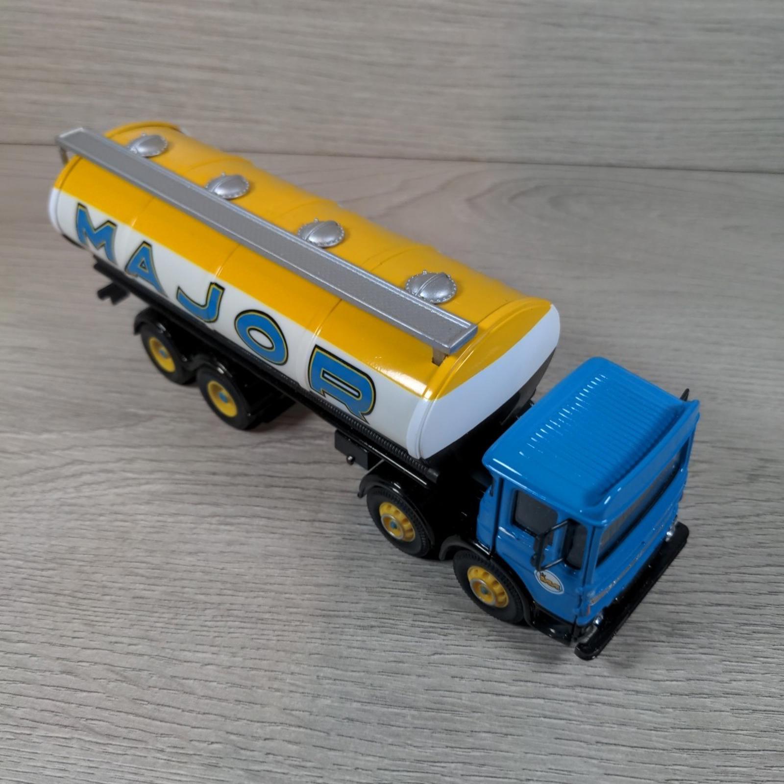 Corgi Classics Road Transport 97328 AEC Eliptical Tanker Major Die-Cast Model