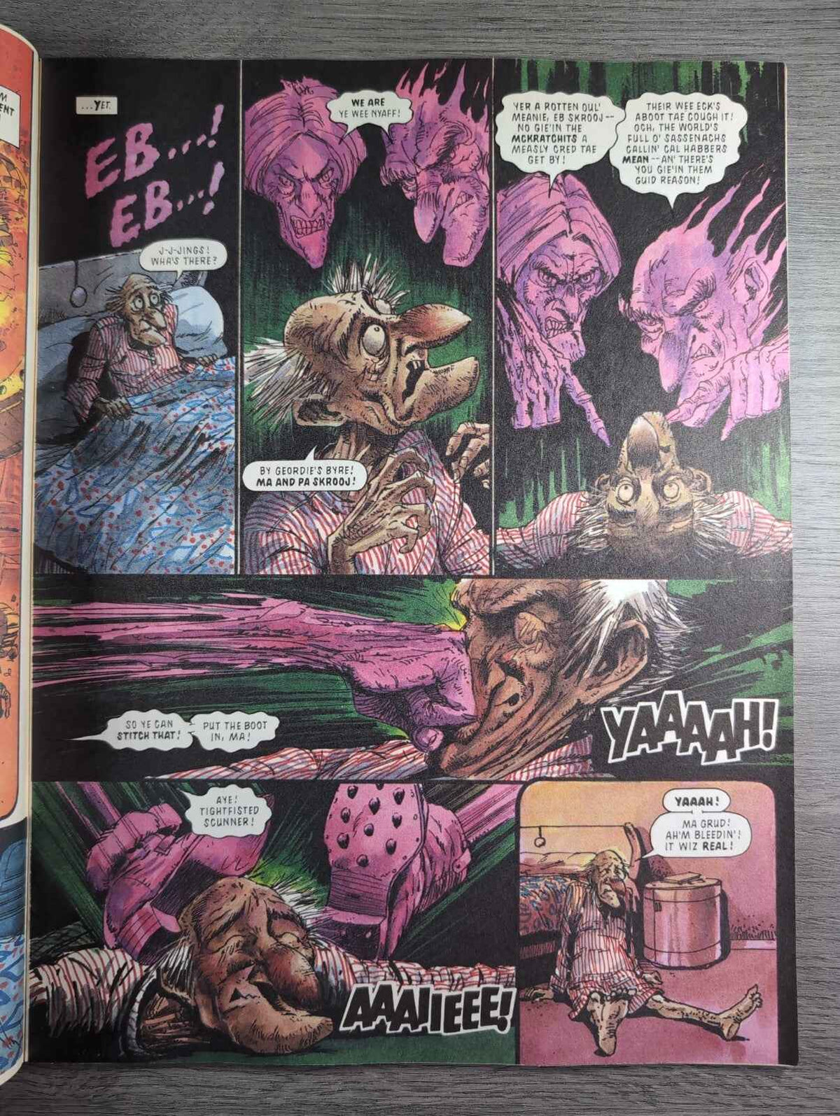 2000AD Prog 815 Featuring Judge Dredd Comic 26th Dec 1992 Vintage Retro Comic