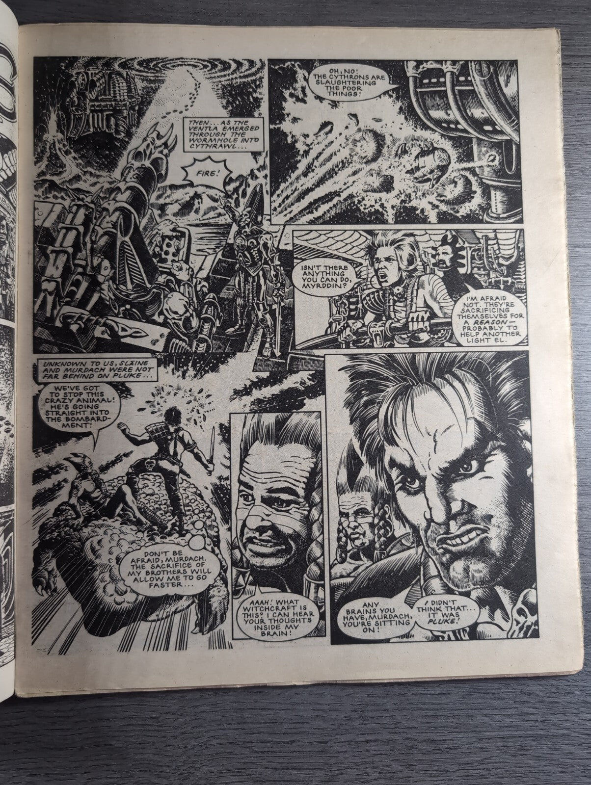 2000AD Prog 422 Featuring Judge Dread Comic 15th June 1985 Vintage Retro Comic