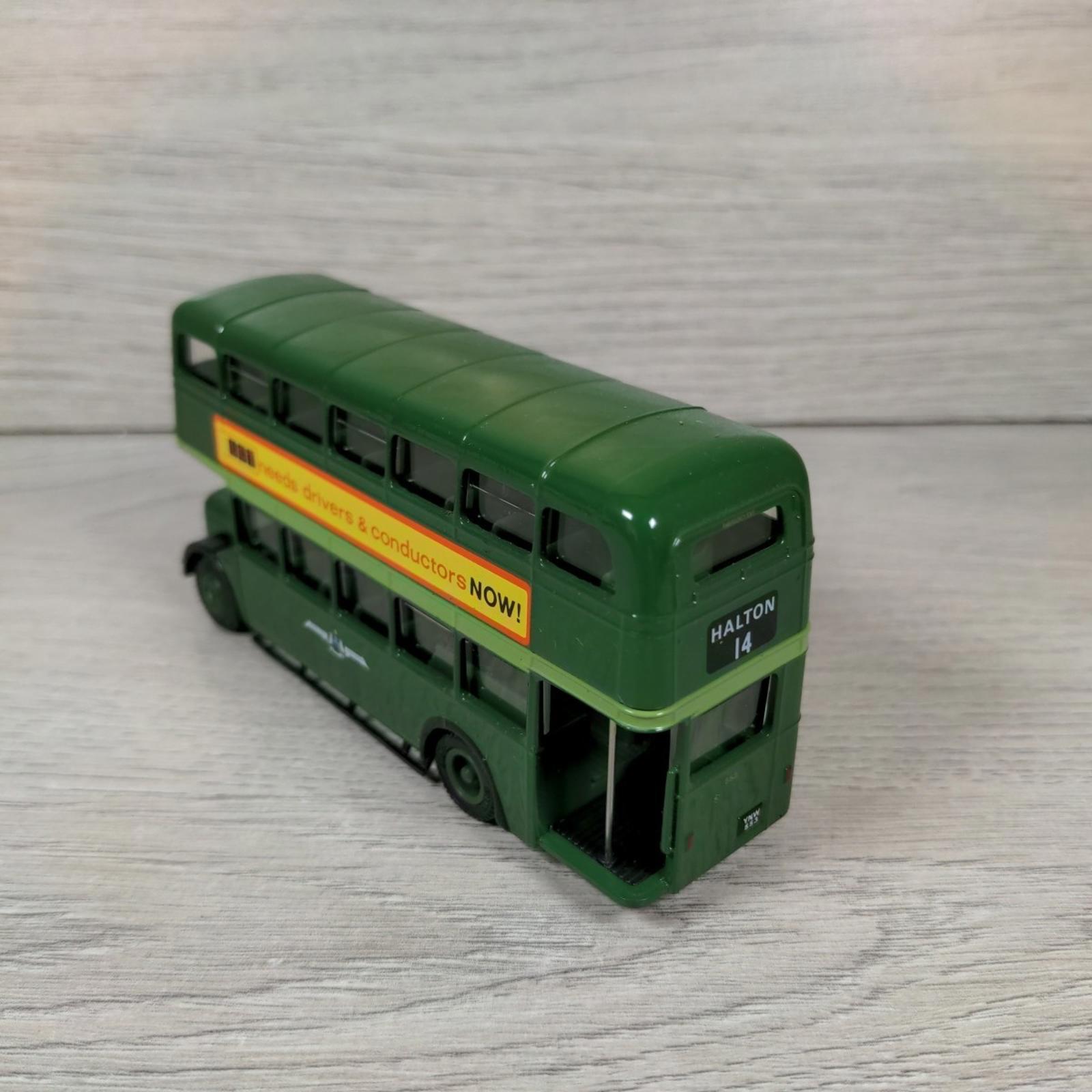 Exclusive First Editions Daimler CVG6 Leeds City 19810 1:76 Diecast Model