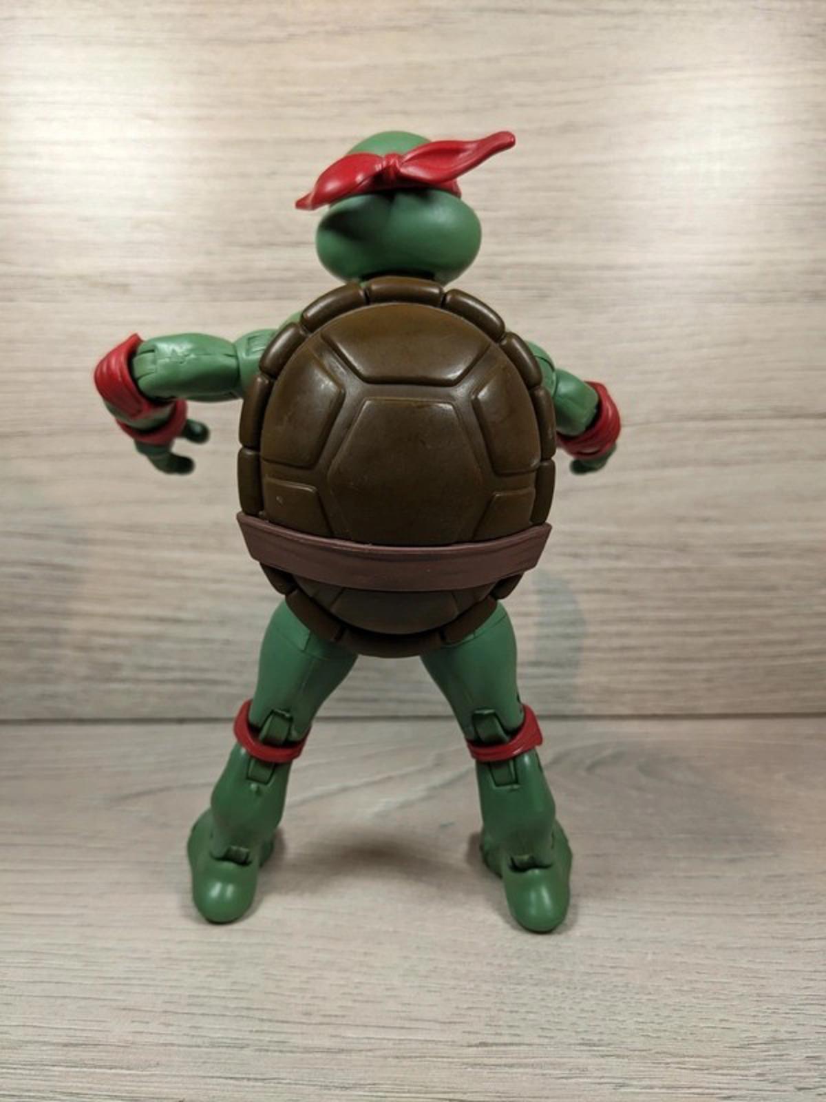 Teenage Mutant Ninja Turtle Figure Playmates 16cm Tall