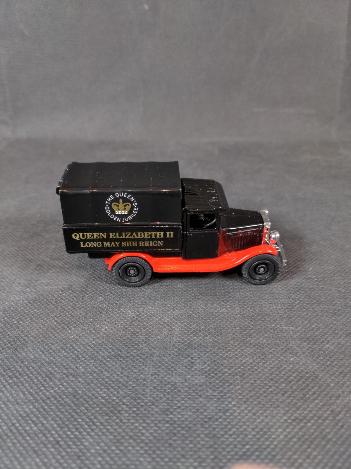 Oxford Diecast - Ltd Edition 1:43 Long May She Reign Queen Elizabeth II C058 - Retrorama UK