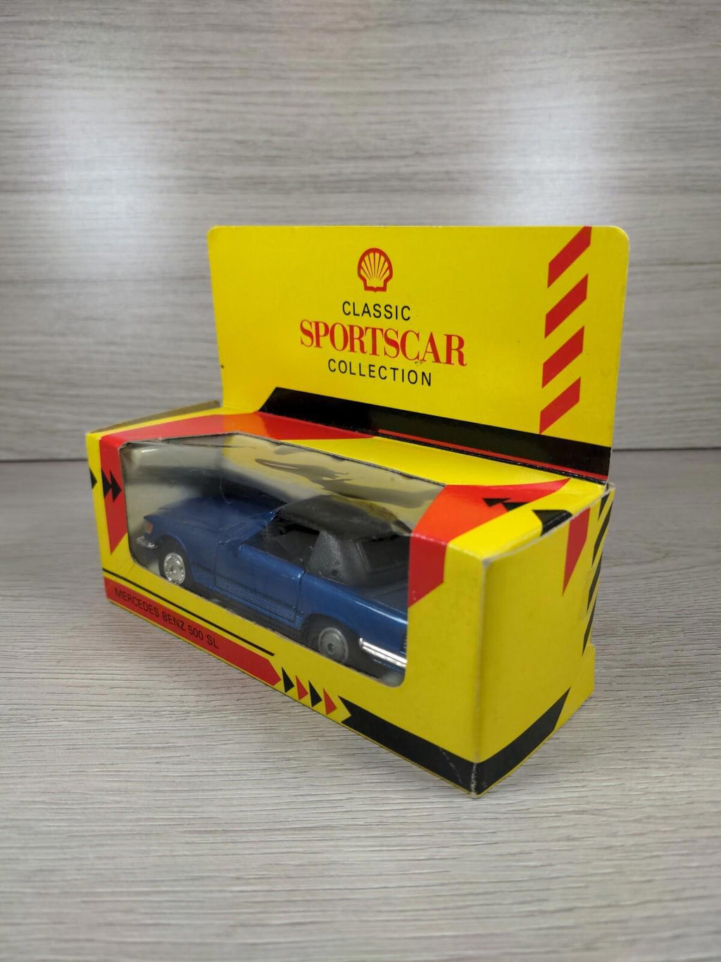 Shell Garage Classic Sports Car Collection Mercedes Benz 500 SL  Diecast Car