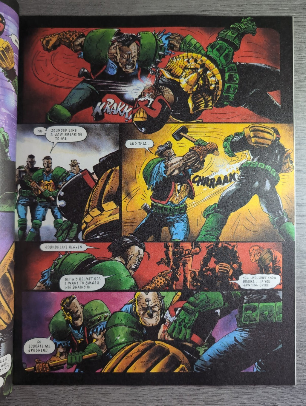 2000AD Prog 847 Featuring Judge Dredd Comic 7th Aug 1993 Vintage Retro Comic