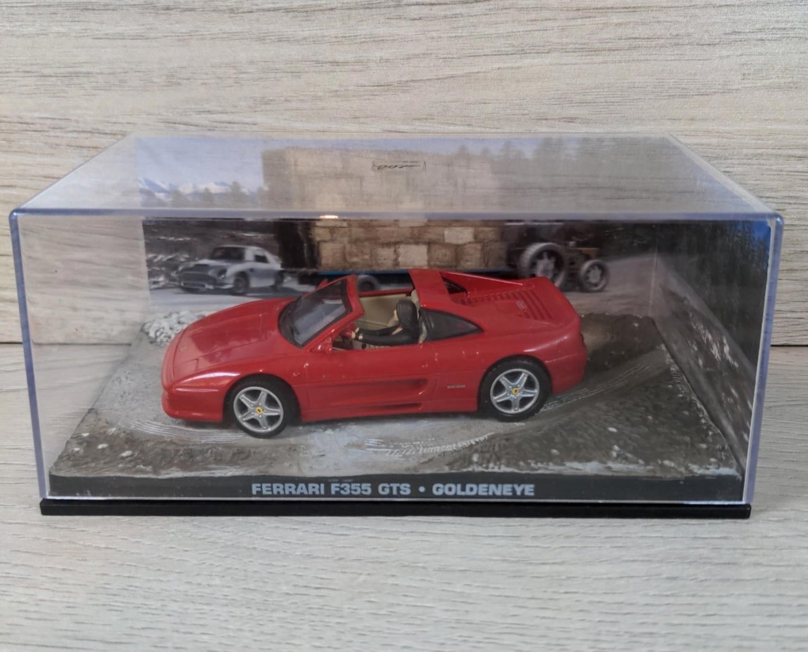 Eaglemoss James Bond 007 Ferrari F355 GTS Goldeneye Diecast Car 1:43 Scale