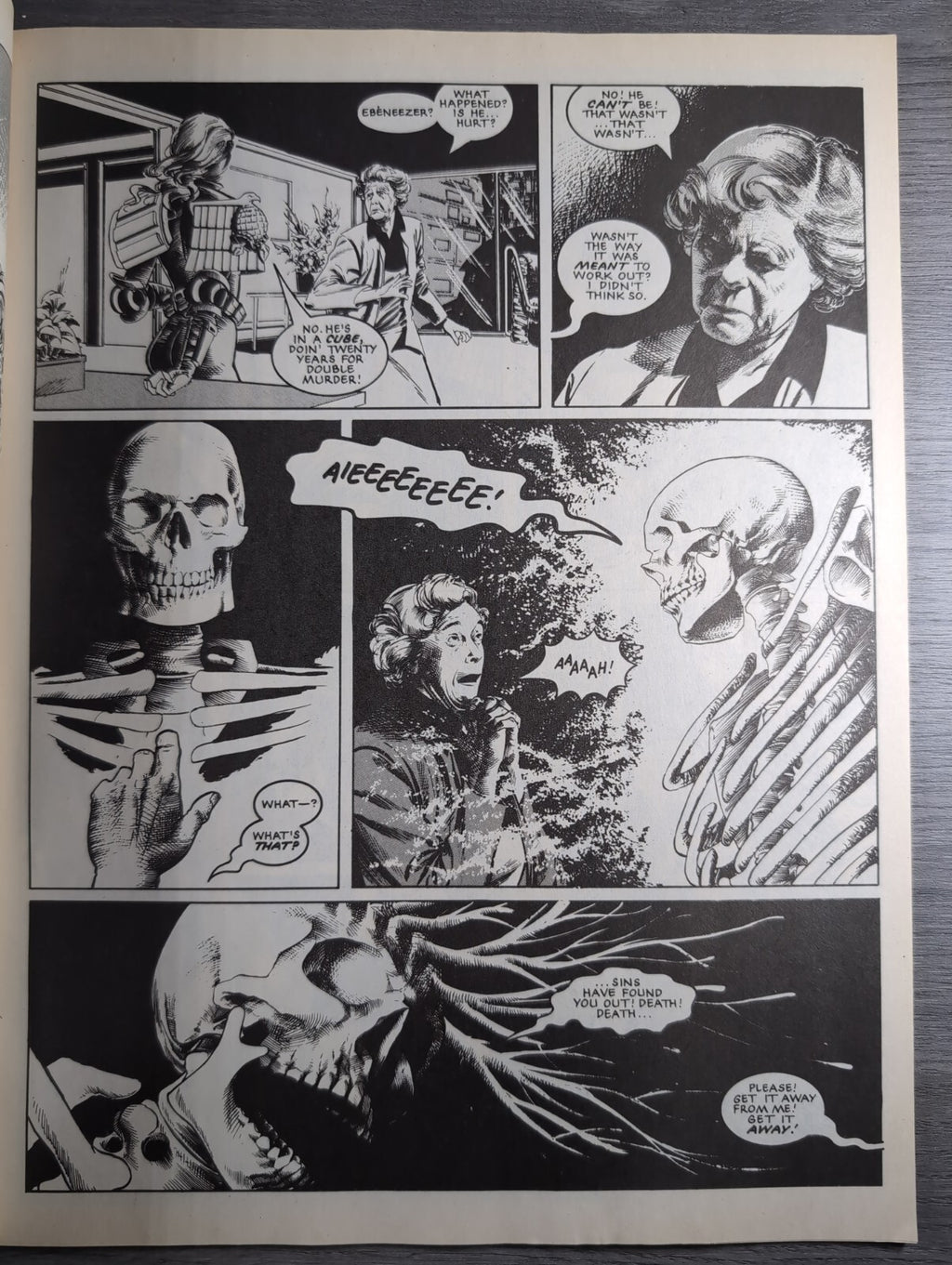 2000AD Prog 670 Featuring Judge Dread Comic 17th March 1990 Vintage Retro Comic - Retrorama UK