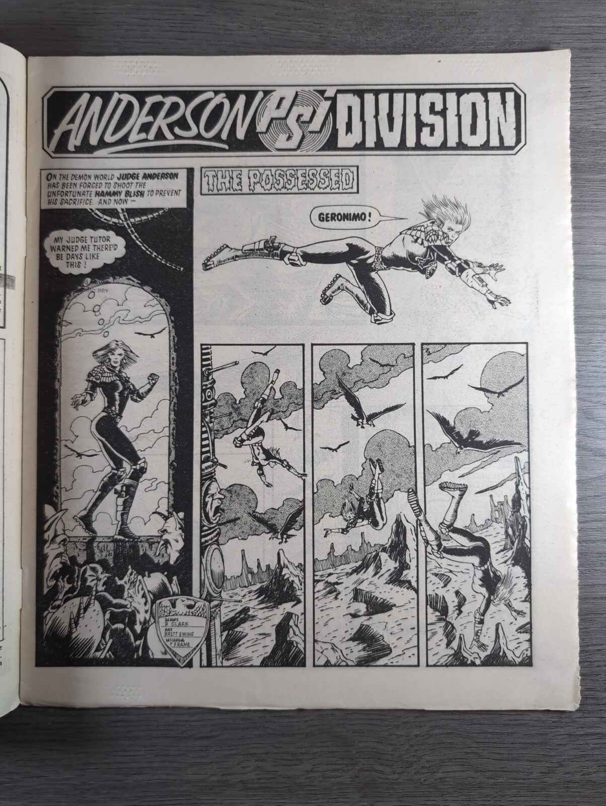 2000AD Prog 477 Featuring Juddge Dread Comic Date 5th July 1986 Vintage Comics