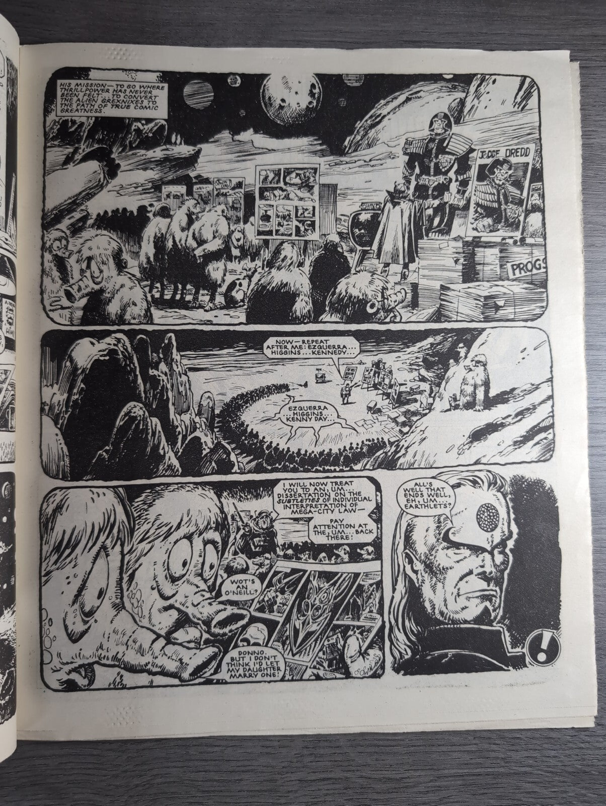 2000AD Prog 467 Featuring Judge Dread Comic 26th April 1986 Vintage Retro Comic