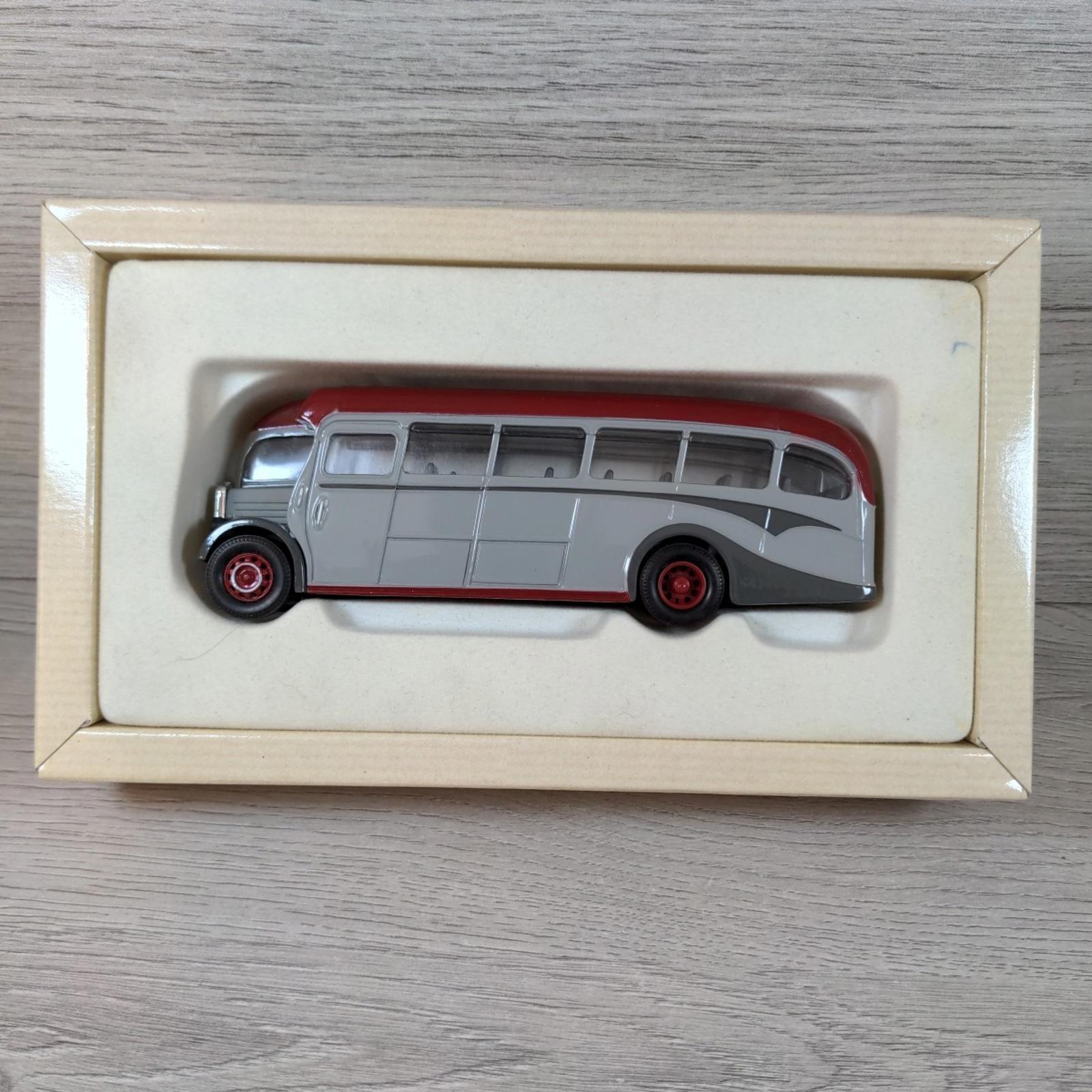 Corgi Classic Commercials 97193 The R.W. Carney AEC Regal Die-Cast Model