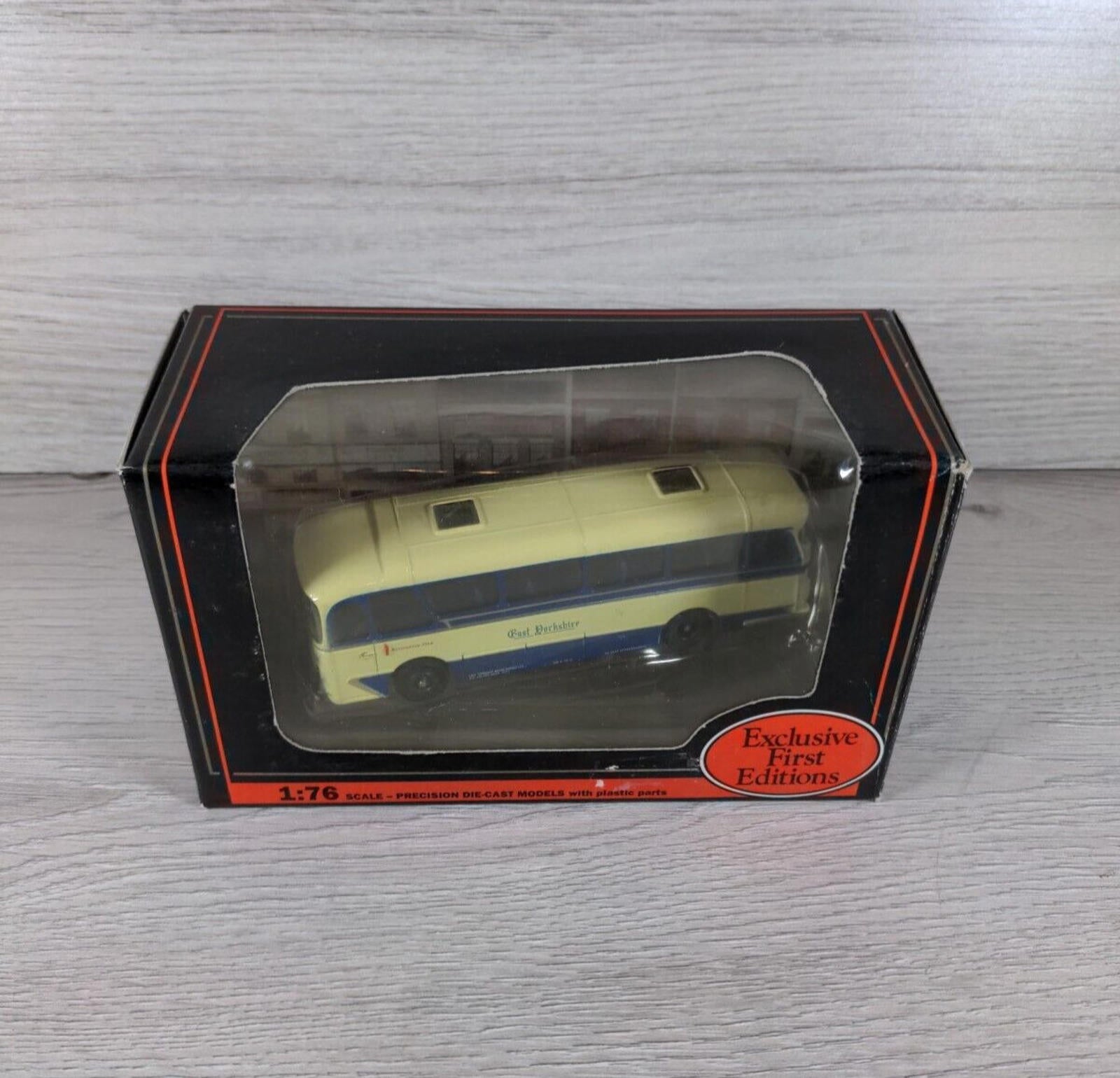 Exclusive First Editions Cavalier Coach East Yorkshire 12102 1:76