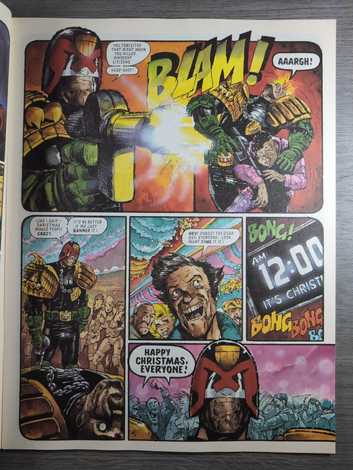 2000AD Prog 867 Featuring Judge Dredd Comic 25th Dec 1993 Vintage Retro Comic