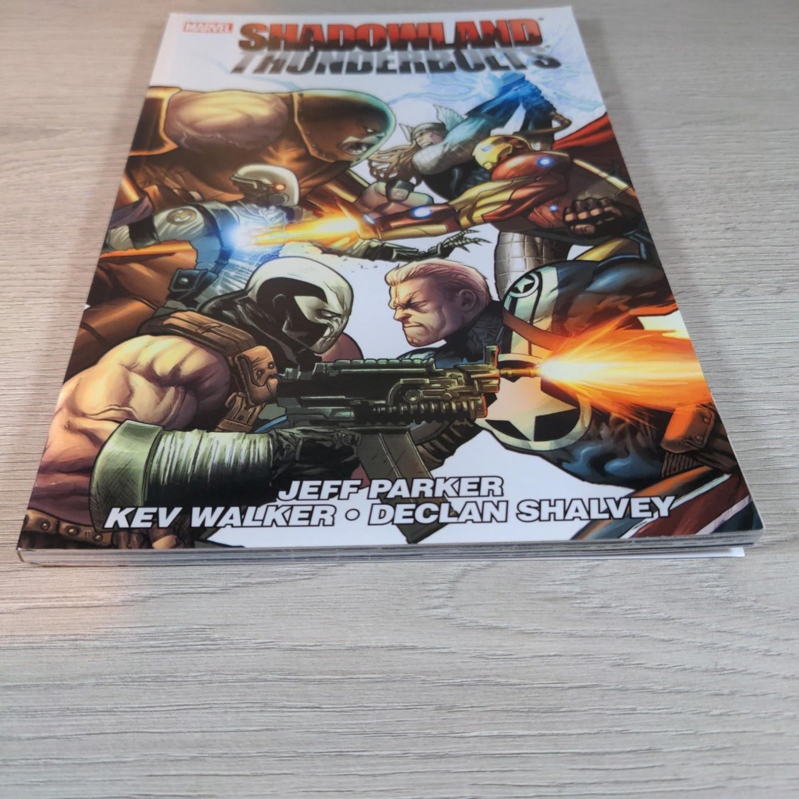 Shadowland Thunderbolts by Declan Shalvey Marvel Paperback 2011 Graphic Novel