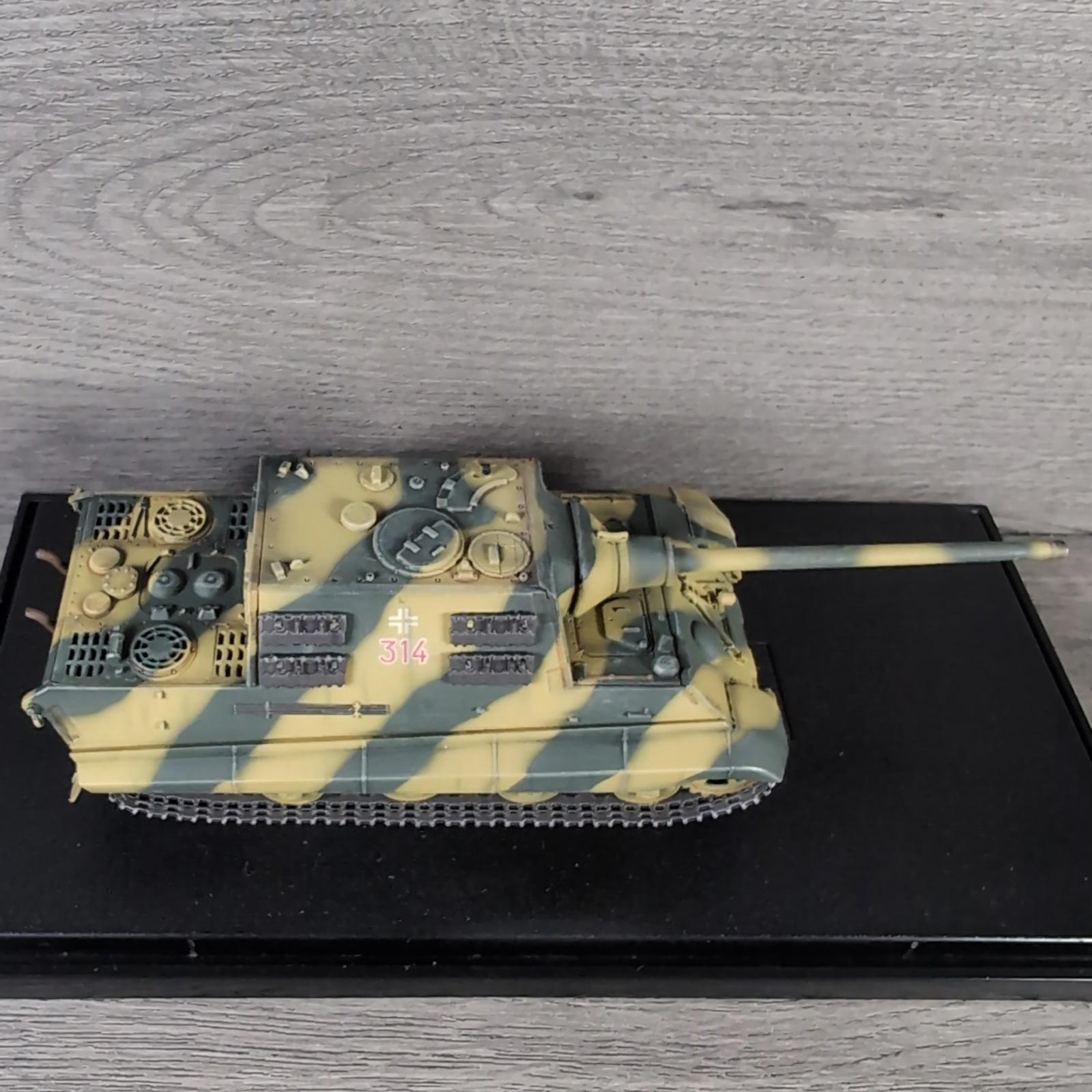 Dragon Armor Jagdtiger Porche Version Germany 1945 1:72 Scale Model 60128
