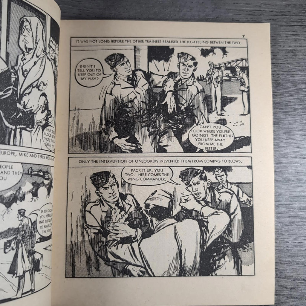 Commando Comic Issue Number 883 Death Flies Fast