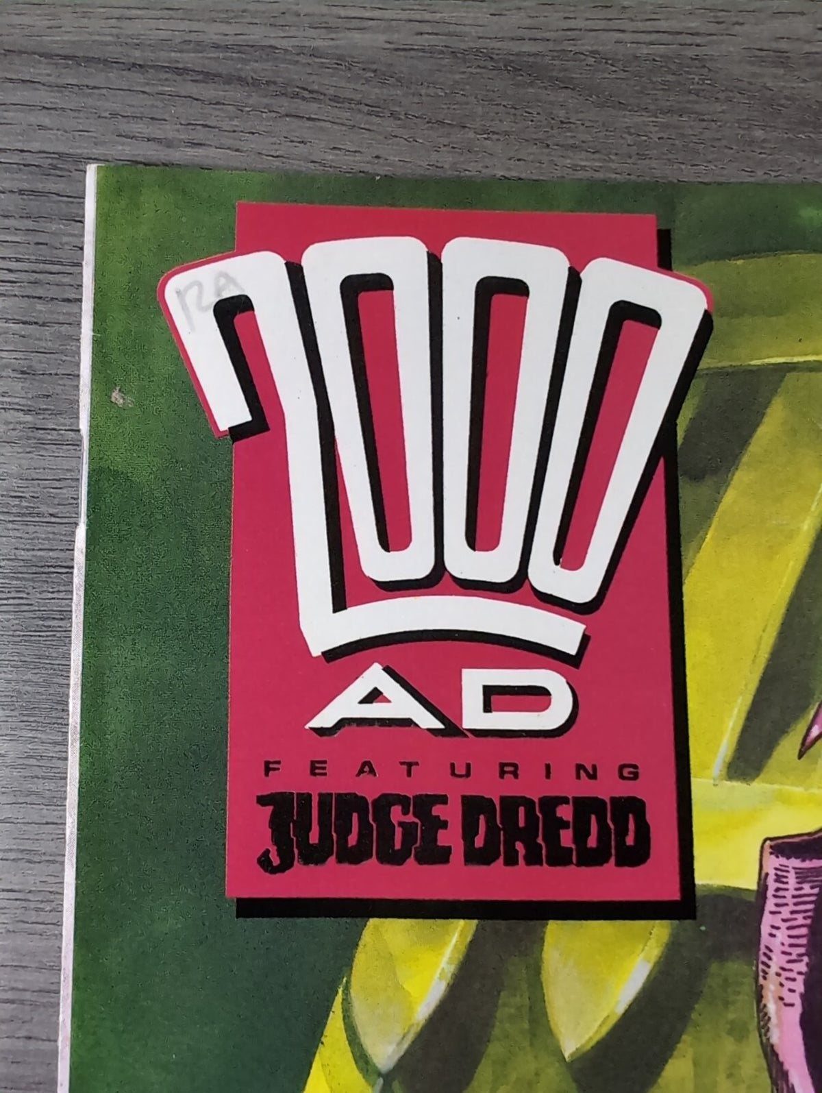 2000AD Prog 673 Featuring Judge Dredd Comic 7th April 1990 Vintage Retro Comic