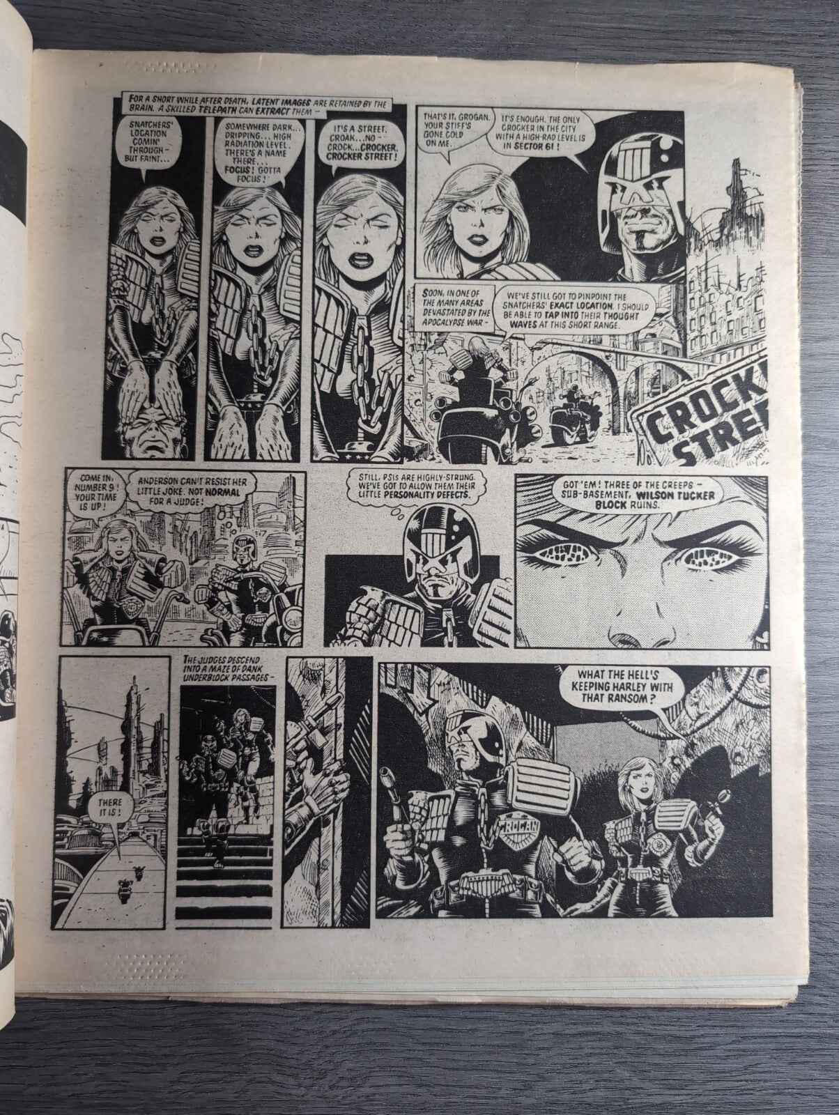 2000AD Prog 416 Featuring Judge Dread Comic 4th May 1985 Vintage Retro Comic