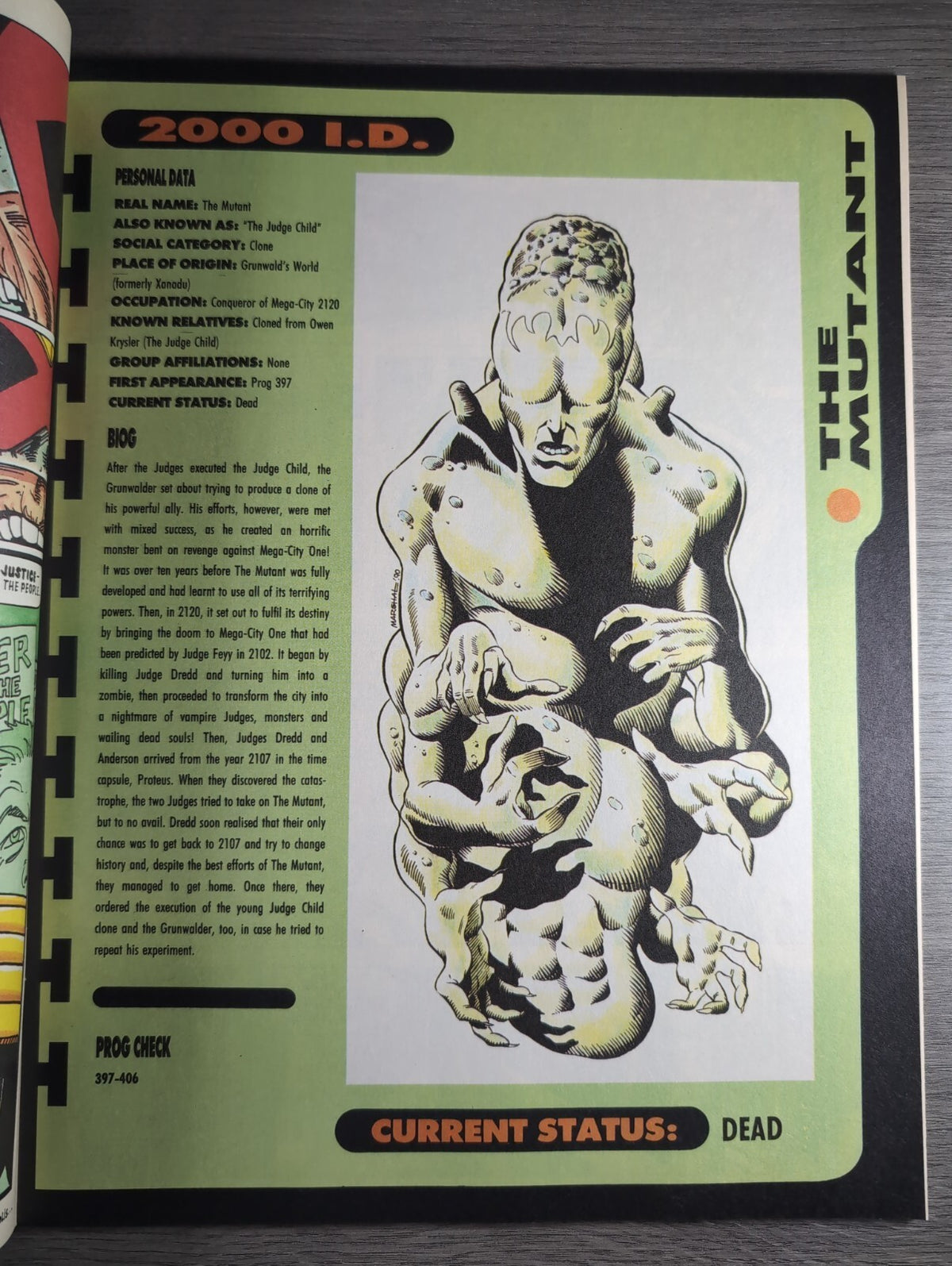 2000AD Prog 706 Featuring Judge Dredd Comic 24th Nov 1990 Vintage Retro Comic