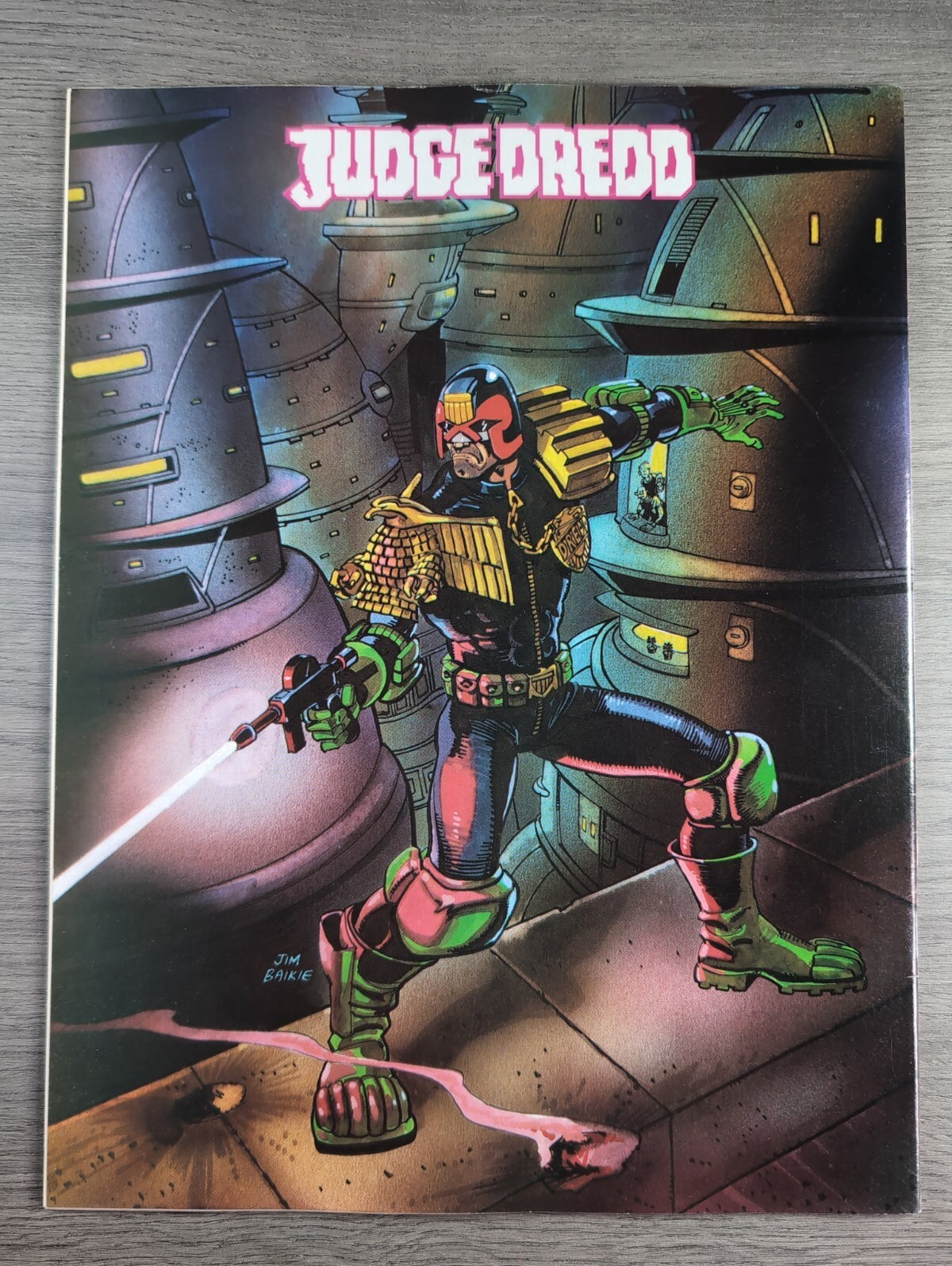 2000AD Prog 847 Featuring Judge Dredd Comic 7th Aug 1993 Vintage Retro Comic