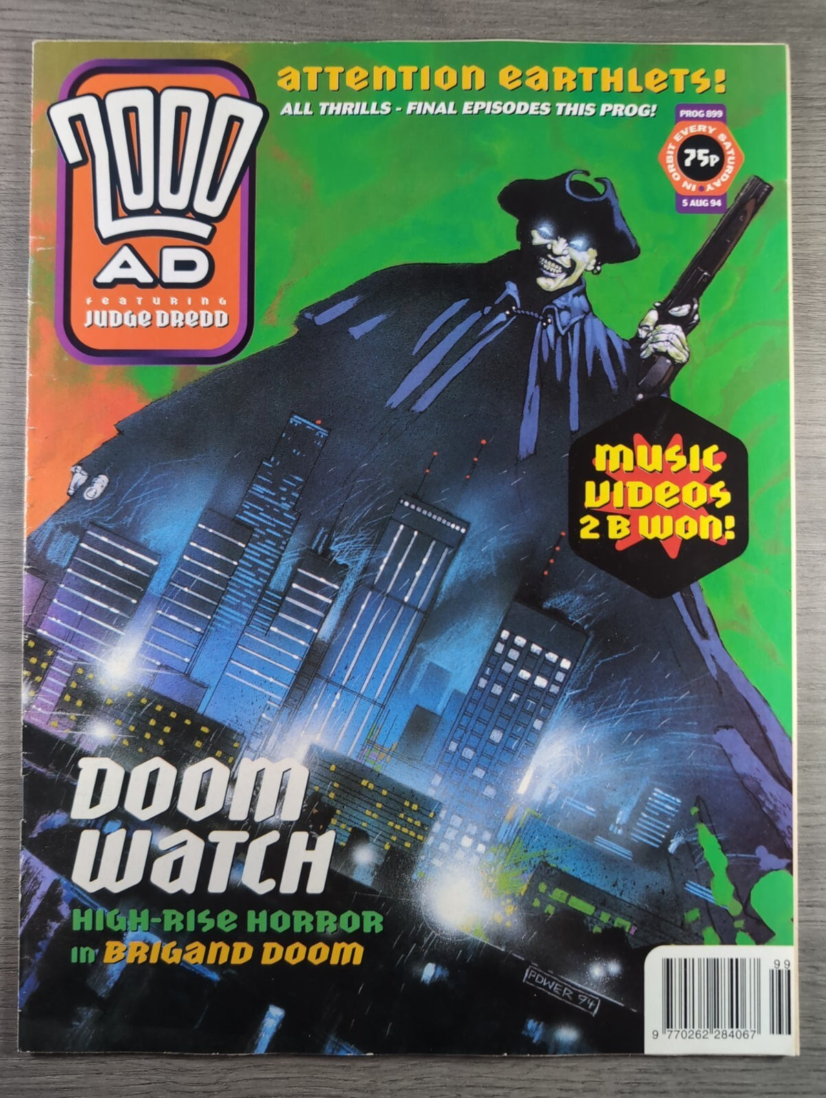 2000AD Prog 899 Featuring Judge Dredd Comic 5th Aug 1994 Vintage Retro Comic