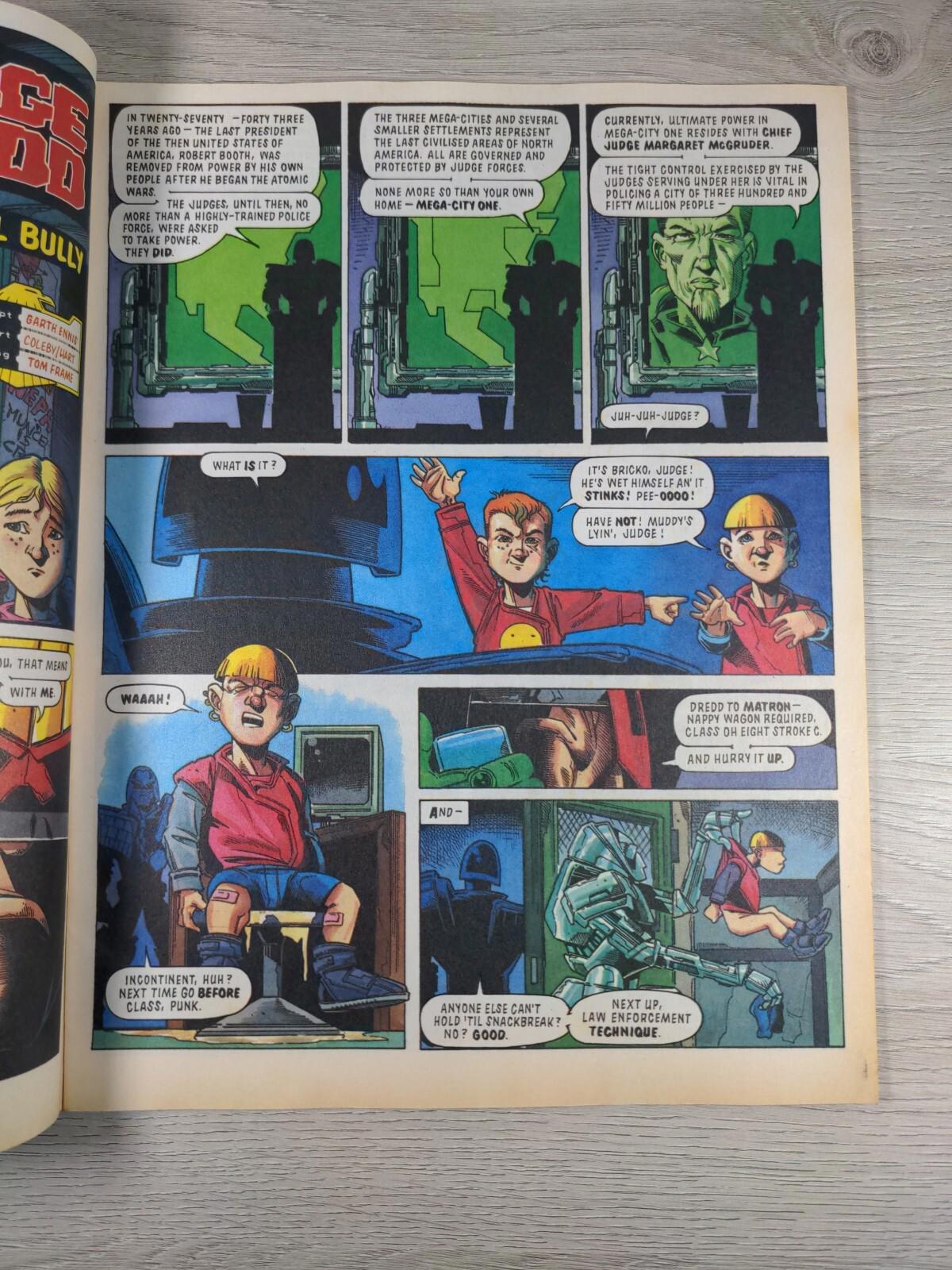 2000AD Featuring Judge Dredd Prog 742 August 1991 Vintage Comic