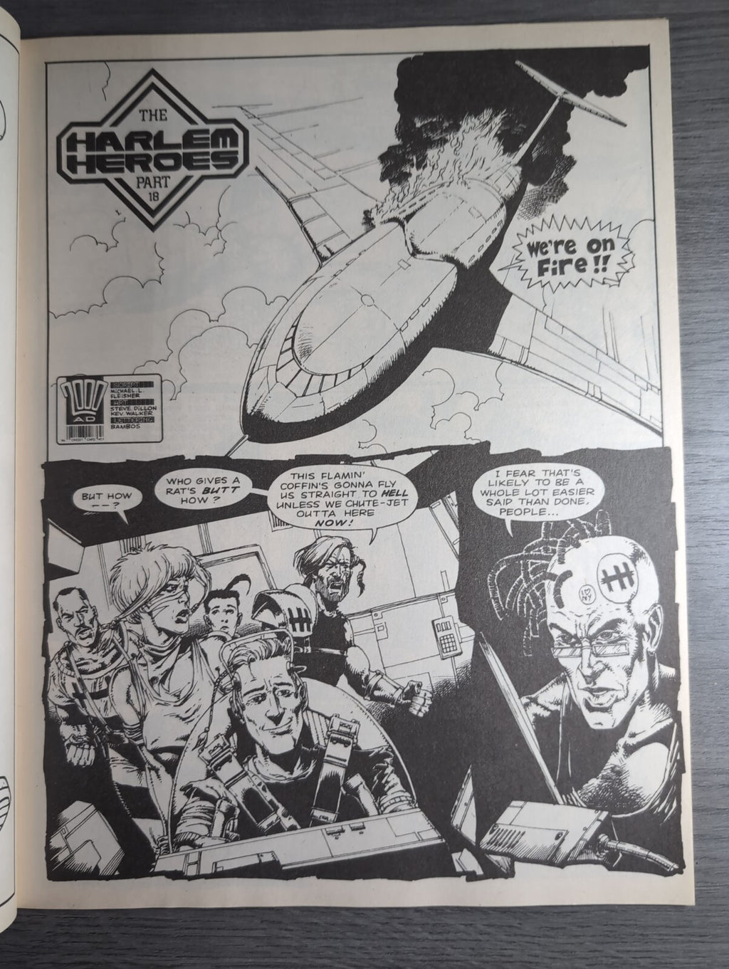 2000AD Prog 694 Featuring Judge Dredd Comic 1st Sept 1990 Vintage Retro Comic
