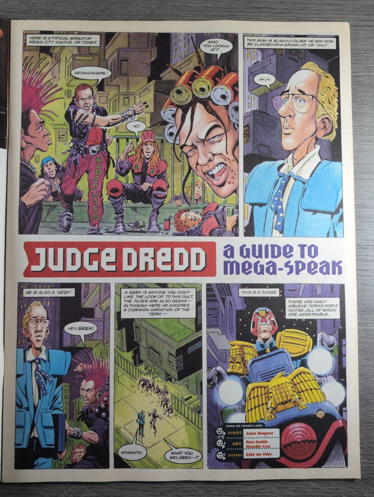 2000AD Prog 899 Featuring Judge Dredd Comic 5th Aug 1994 Vintage Retro Comic