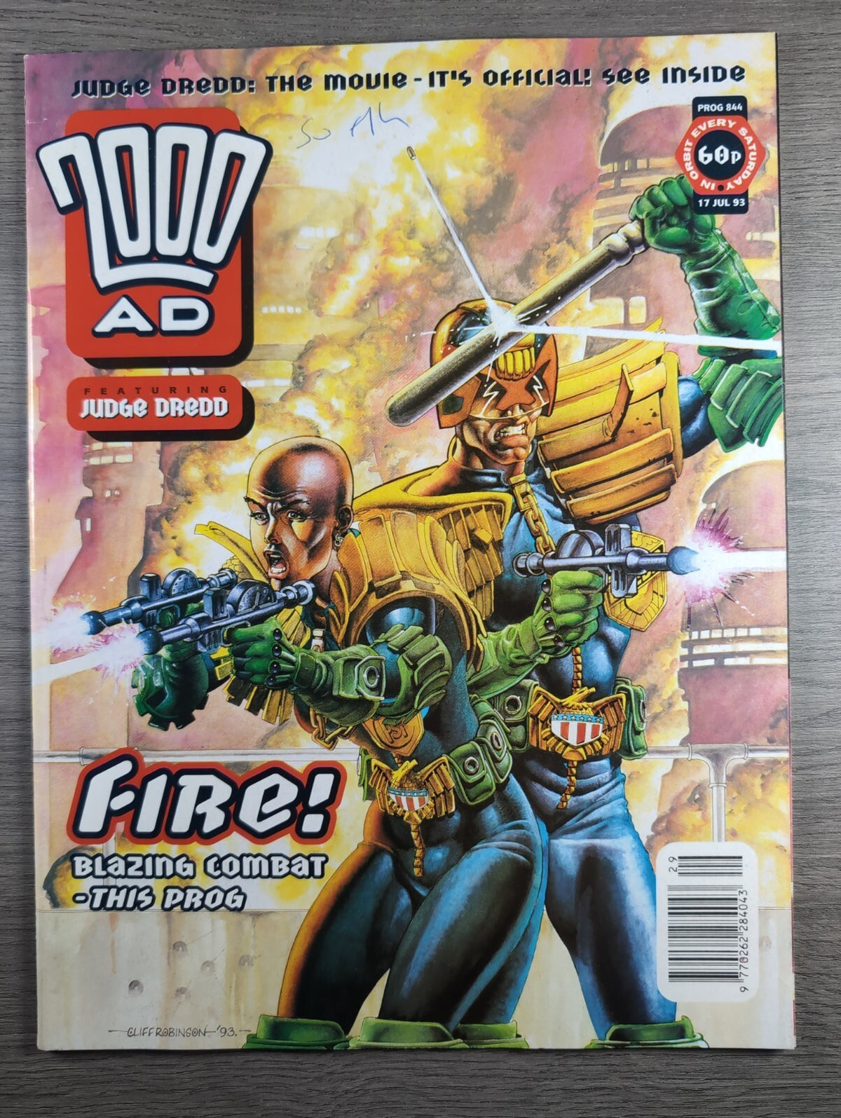 2000AD Prog 844 Featuring Judge Dredd Comic 17th July 1993 Vintage Retro Comic