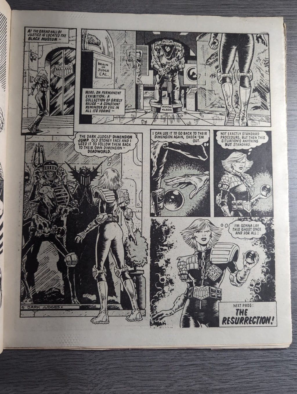 2000AD Prog 417 Featuring Judge Dread Comic 11th May 1985 Vintage Retro Comic