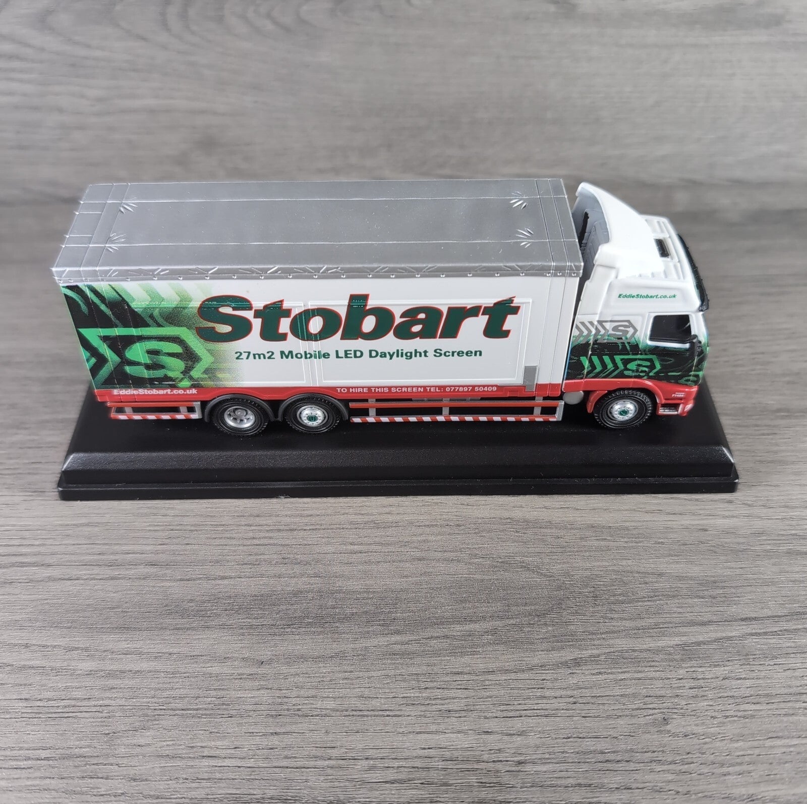 Atlas Editions Eddie Stobart Volvo FH12 LED Screen Teletubby F1484 1:76 Scale