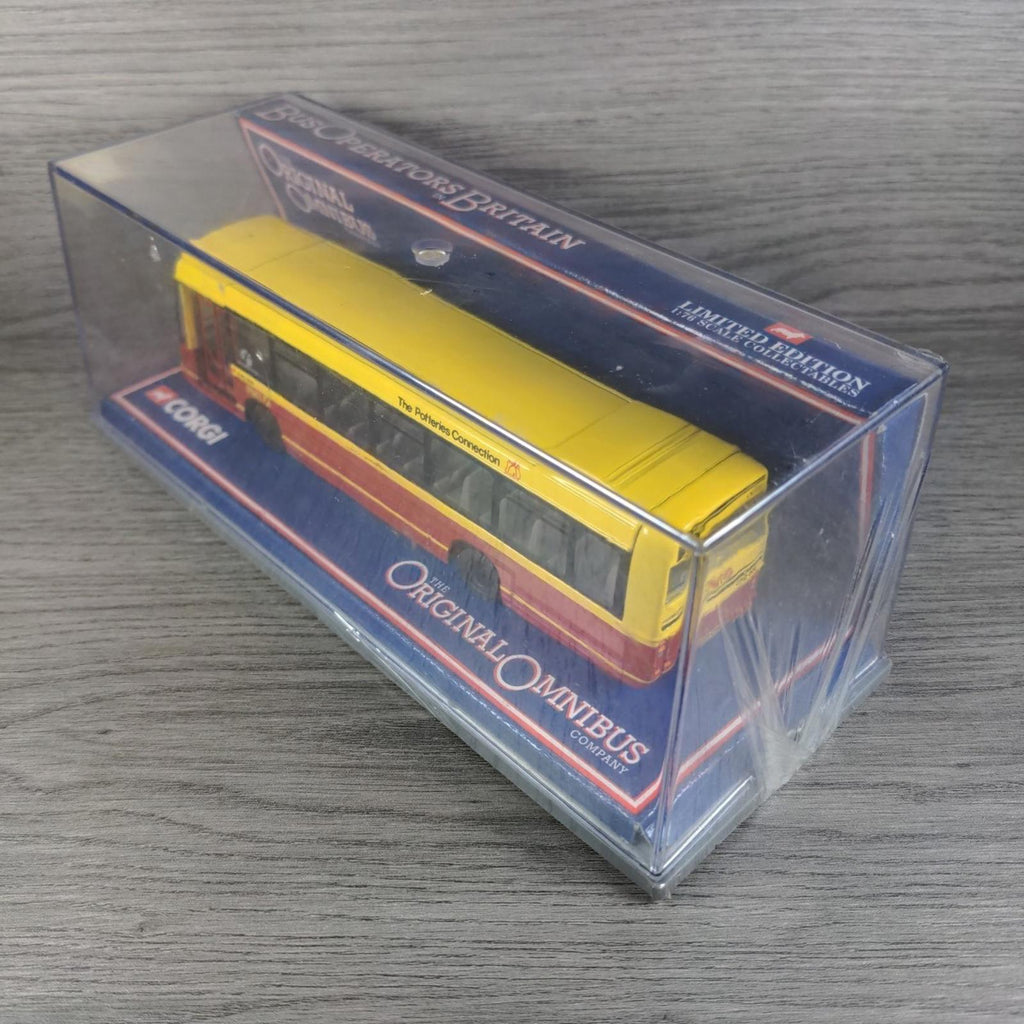 Corgi The Original Omnibus Co 429005 Optare Delta PMT 1:76 Diecast Scale Model