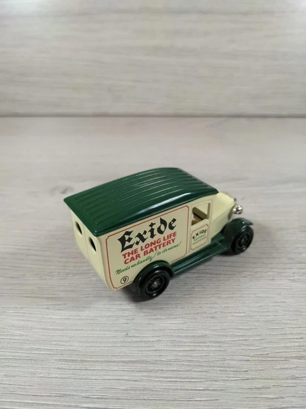 Lledo Days Gone 1934 Chevrolet Van Exide Batteries 21027 Diecast Model Van - Retrorama UK