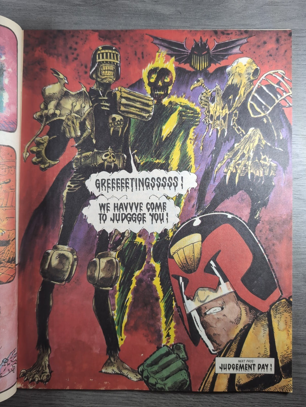 2000AD Prog 684 Featuring Judge Dredd Comic 23rd June 1990 Vintage Retro Comic