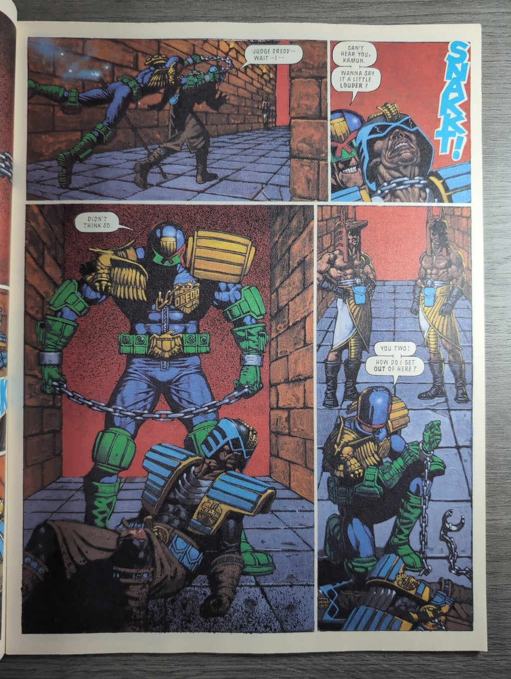 2000AD Prog 863 Featuring Judge Dredd Comic 27th Nov 1993 Vintage Retro Comic