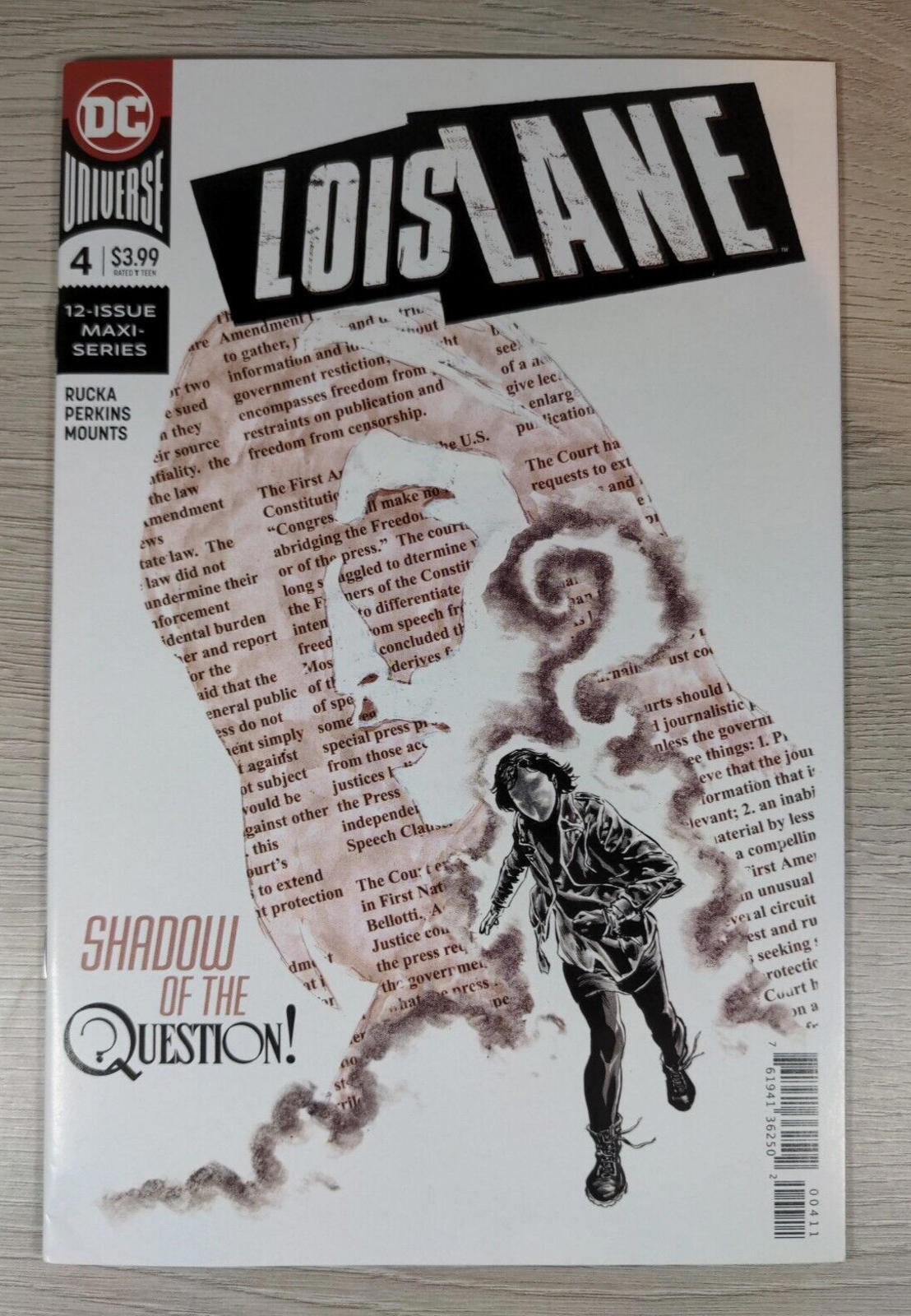 DC Universe Comics: Lois Lane Issue Number 4  Shadow Of The Question - 2019 - Retrorama UK