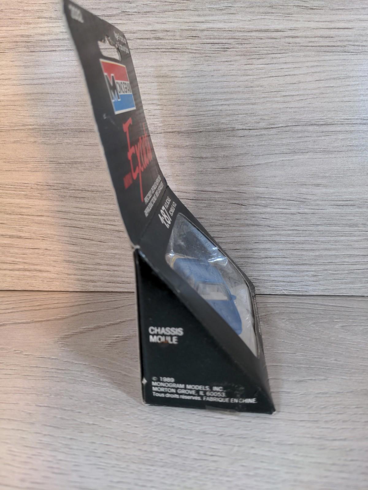 Monogram Mini Exacts 89 Ford T-Bird SC No 2032 Dicast Model Car 1:87 H.O Scale