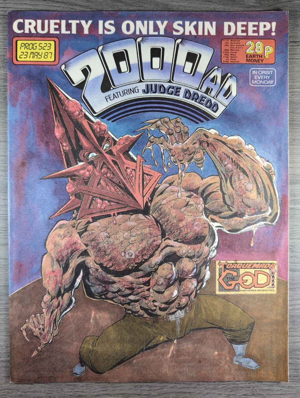 2000AD Prog 523 Featuring Judge Dread Comic 23rd May 1987 Vintage Retro Comic