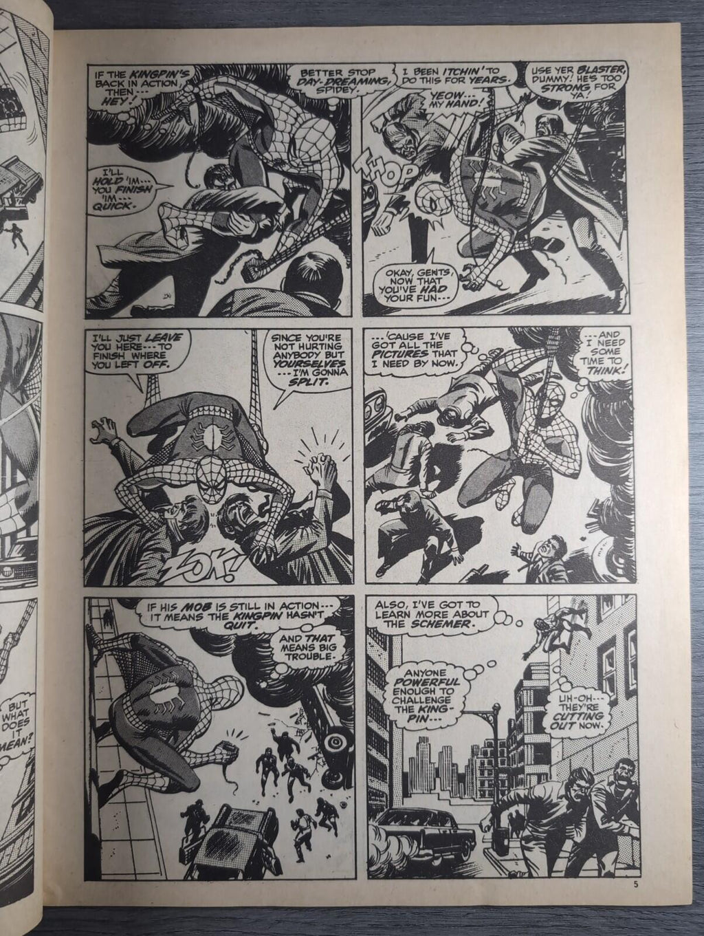 Spider-Man Comics Weekly No 103 Marvel Comics UK 1st February 1975 Vintage Comic