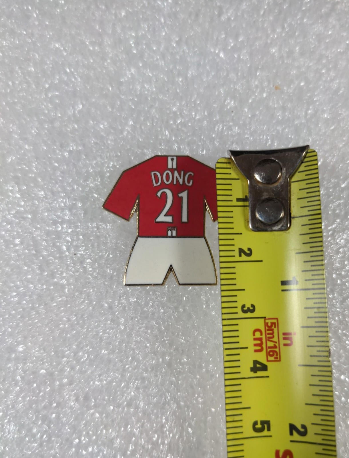 Manchester United Football Club Dong No21 Shirt Enamel Pin Badge - Retrorama UK