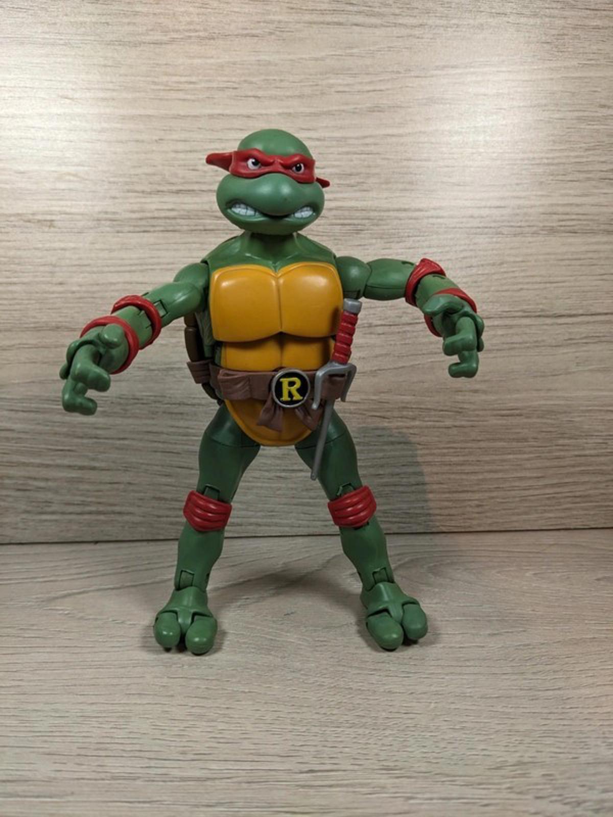 Teenage Mutant Ninja Turtle Figure Playmates 16cm Tall