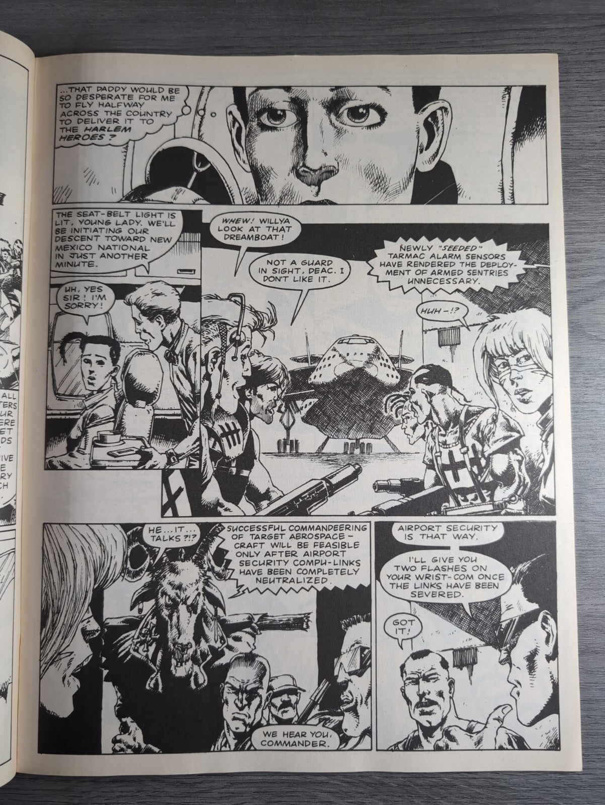 2000AD Prog 691 Featuring Judge Dredd Comic 11th Aug 1990 Vintage Retro Comic