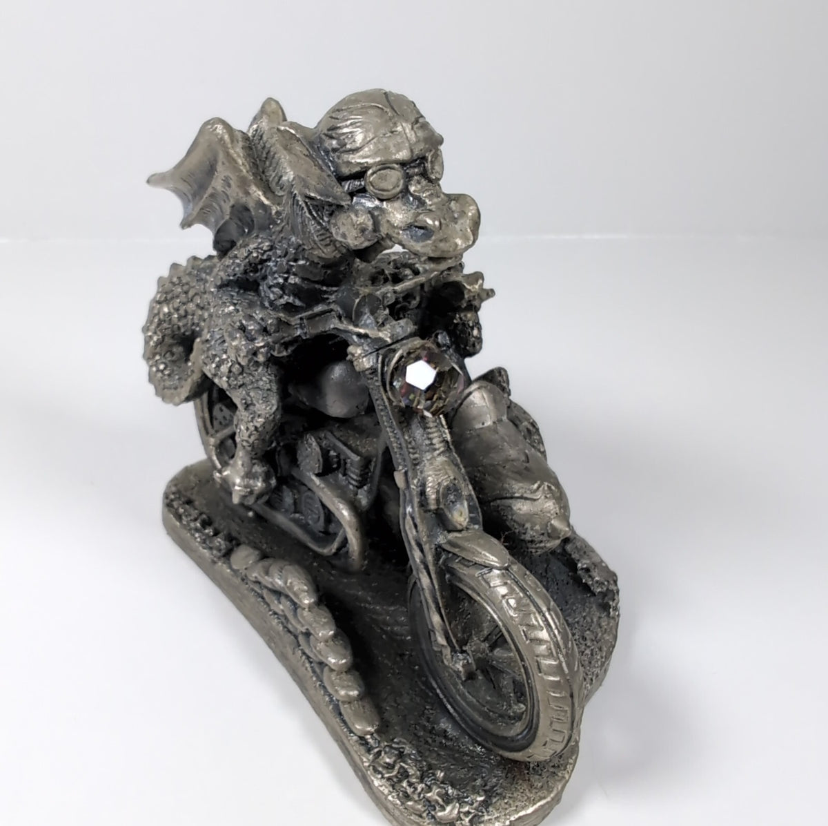 Myth & Magic Go Faster Dad 3163 The Tudor Mint Pewter Metal Figure