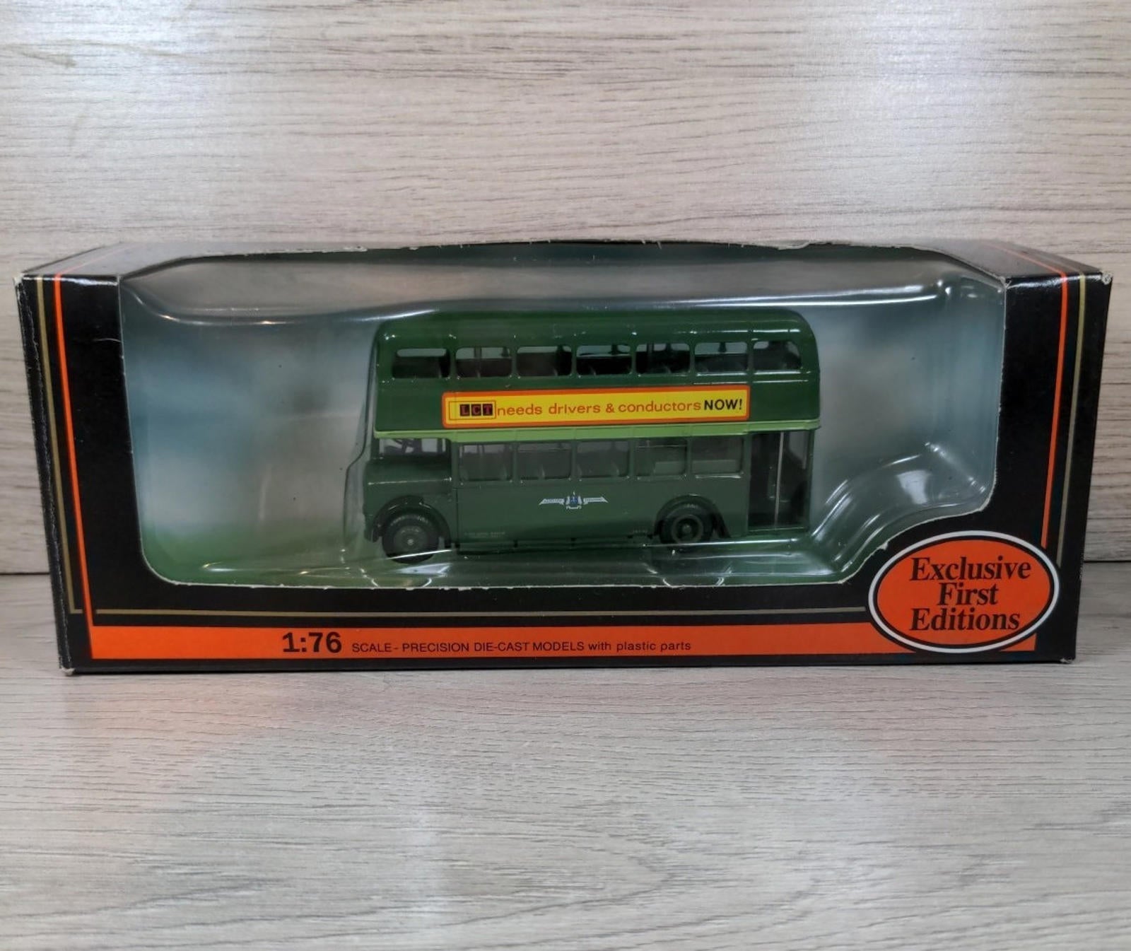 Exclusive First Editions Daimler CVG6 Leeds City 19810 1:76 Diecast Model