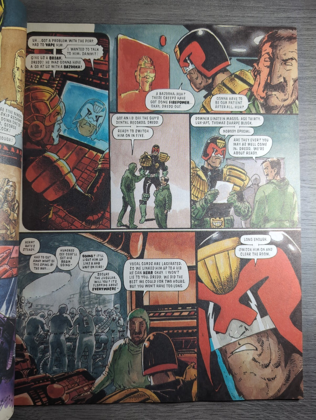 2000AD Prog 714 Featuring Judge Dredd Comic 19th Jan 1991 Vintage Retro Comic