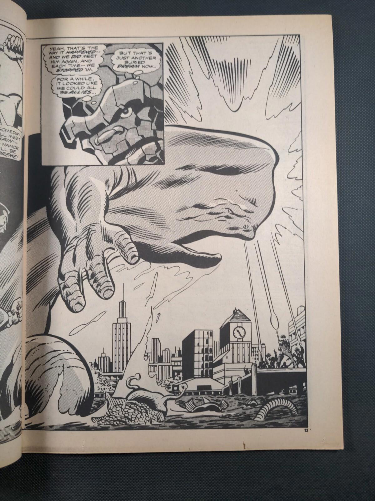 Marvel Comics - The Complete Fantastic Four - Issue No 17 January 1978