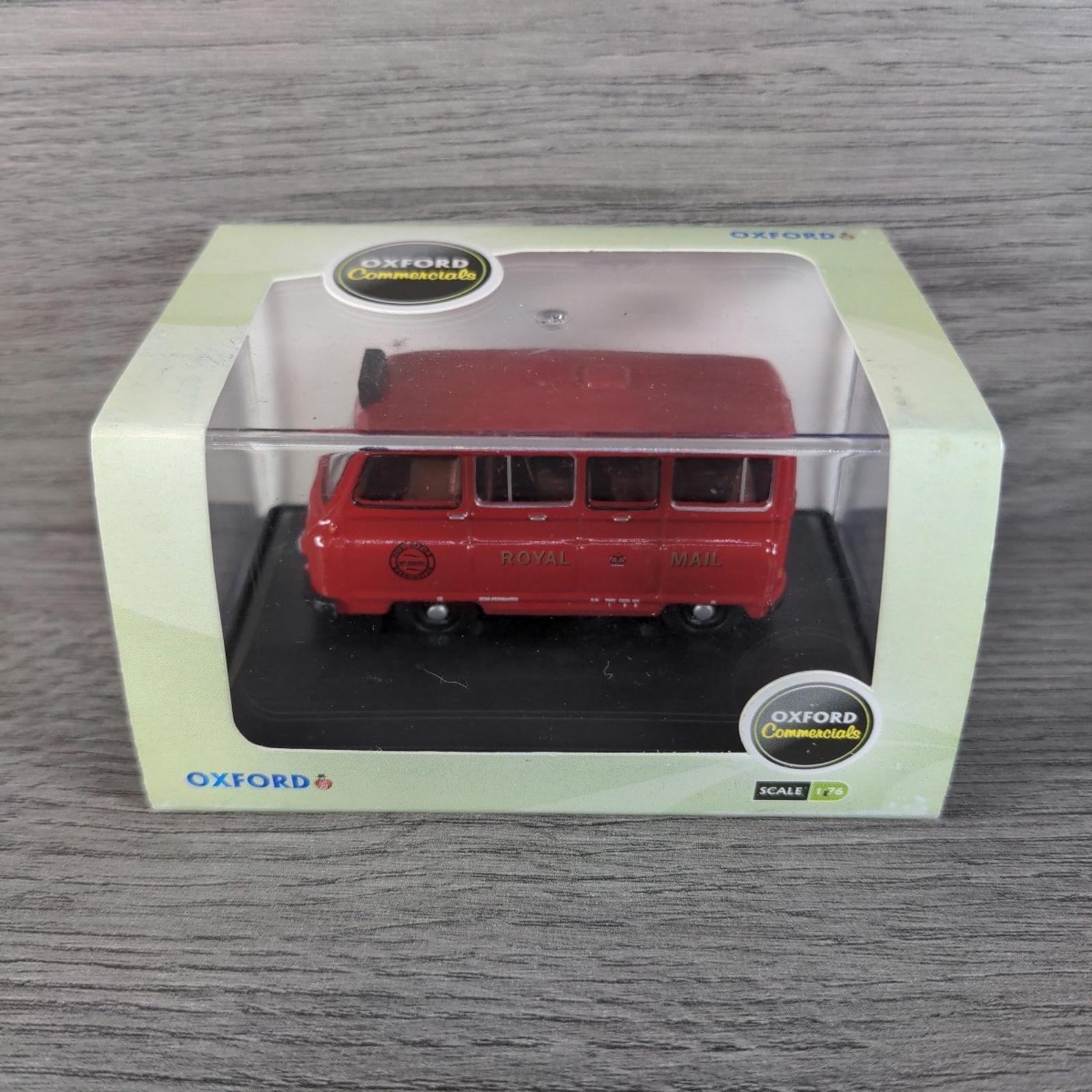 Oxford Commercials Royal Mail Morris J2 Post Bus 1:76 Scale Die-Cast Model