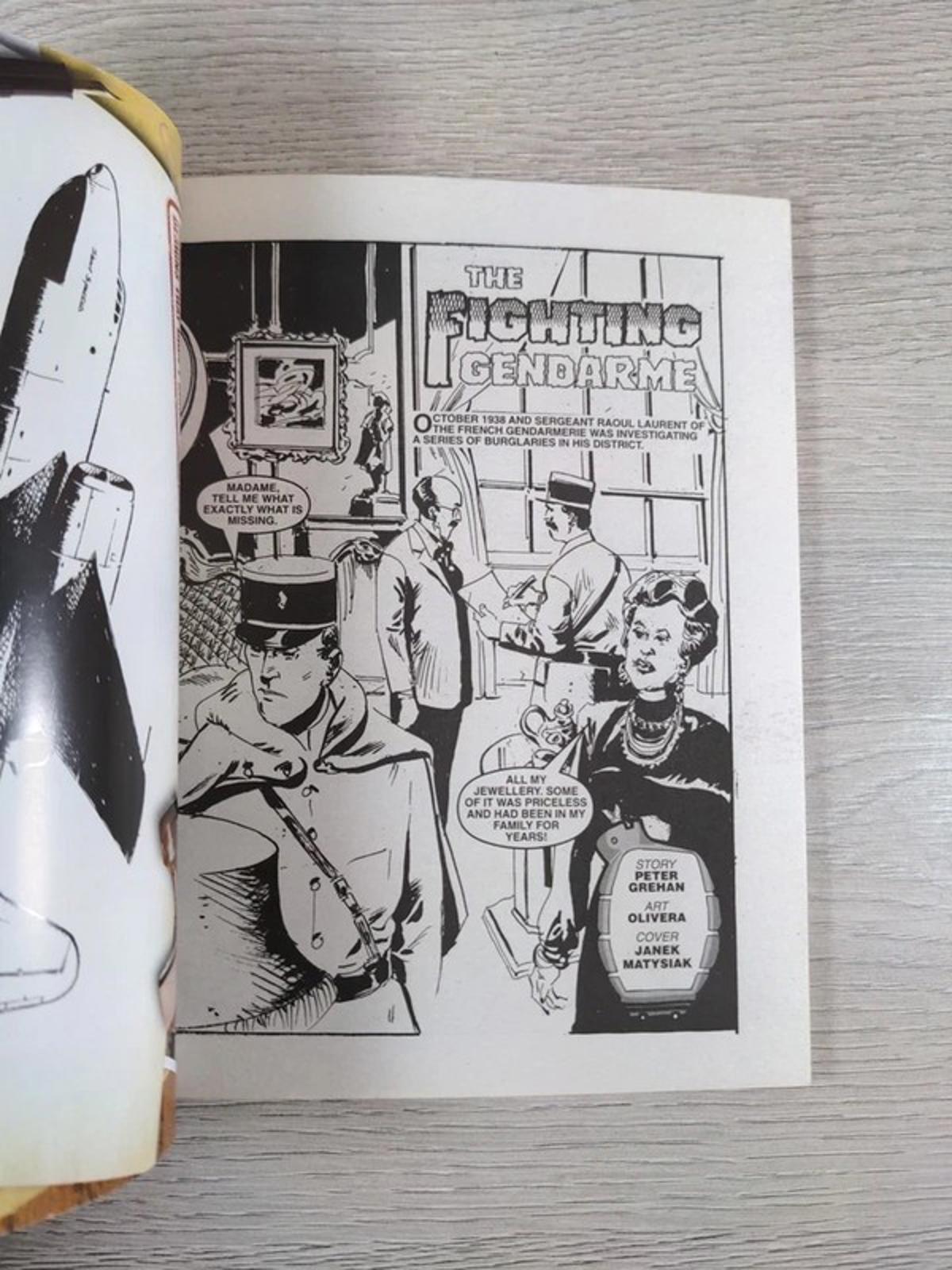 Commando Comic Issue Number 4535 The Fighting Gendarme - Retrorama UK