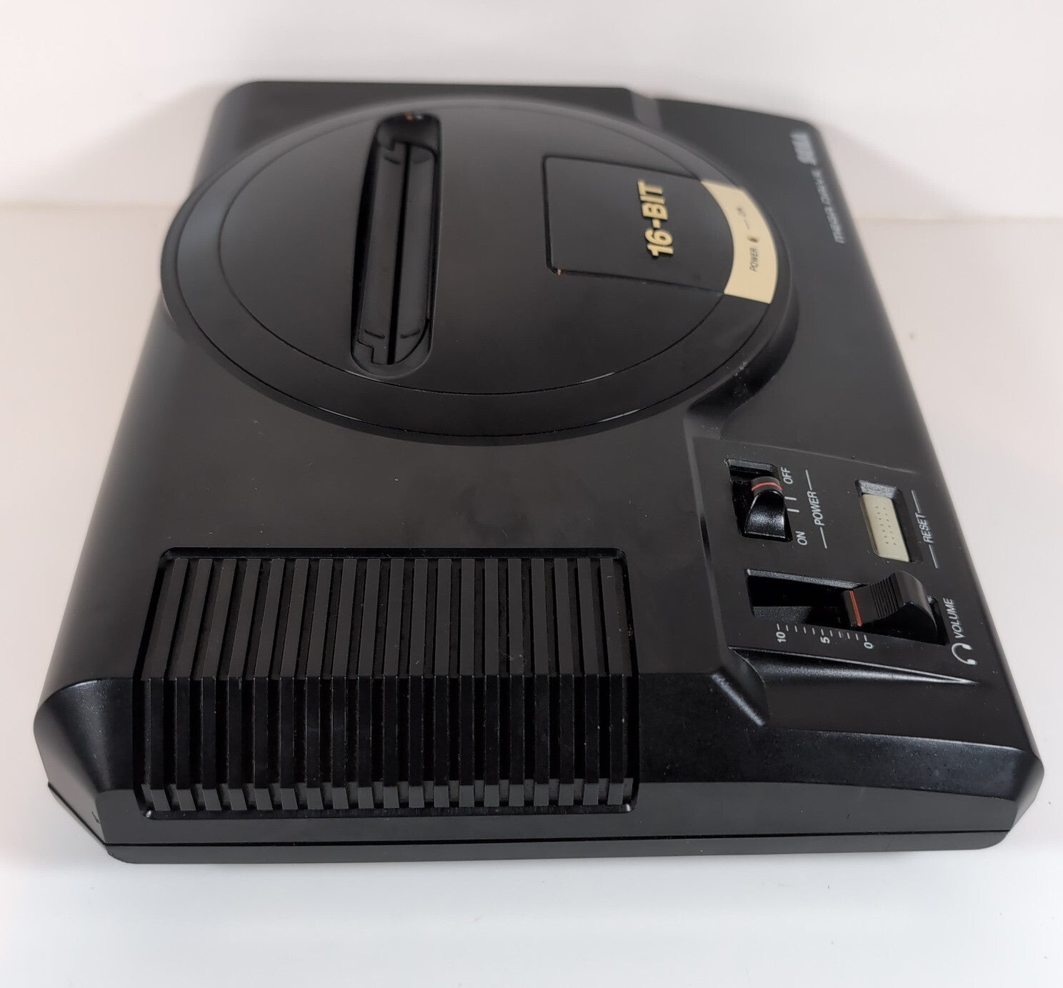 Sega Mega Drive Console 16- BIT UK PAL Region Retro Video Gaming Fully Tested